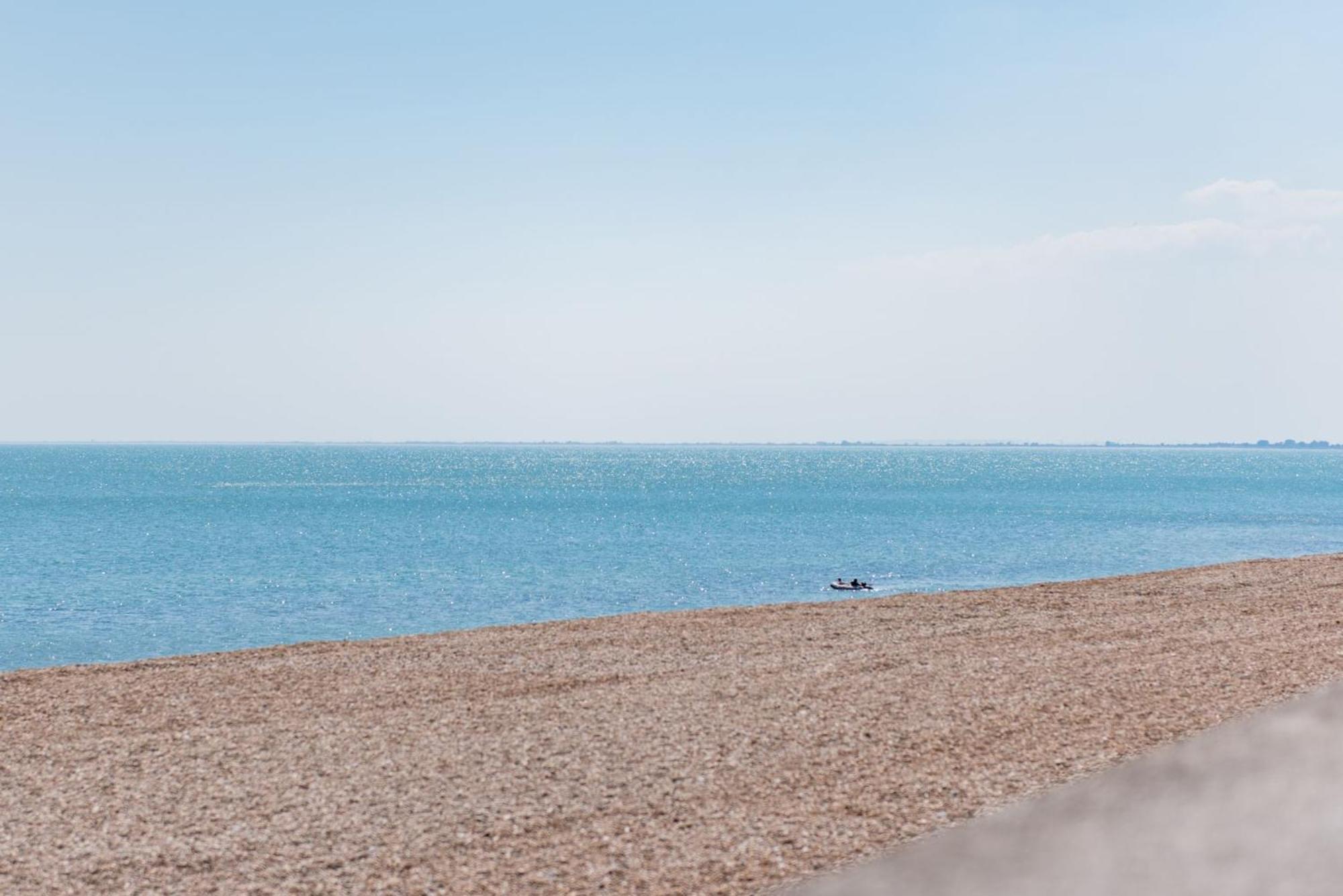 Wave Cottage By Bloom Stays Sandgate Exterior photo
